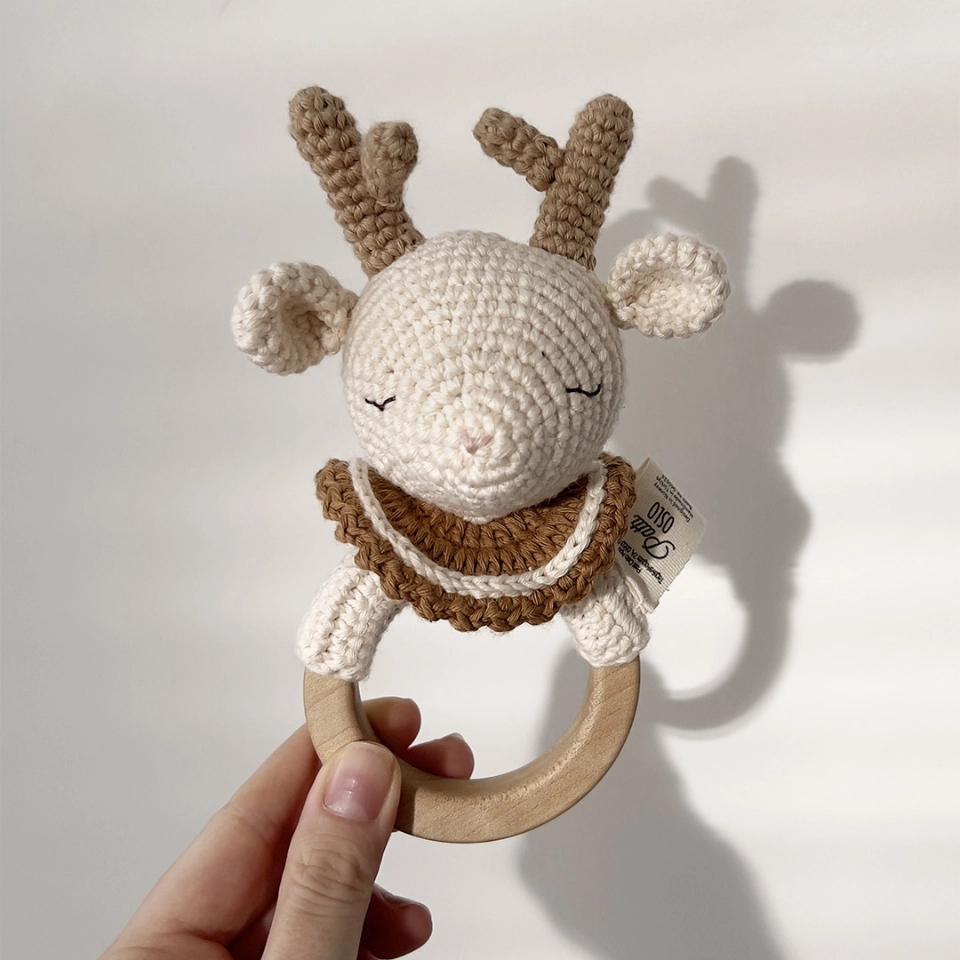 Robin the Reindeer Teething Ring, caramel, Patti Oslo