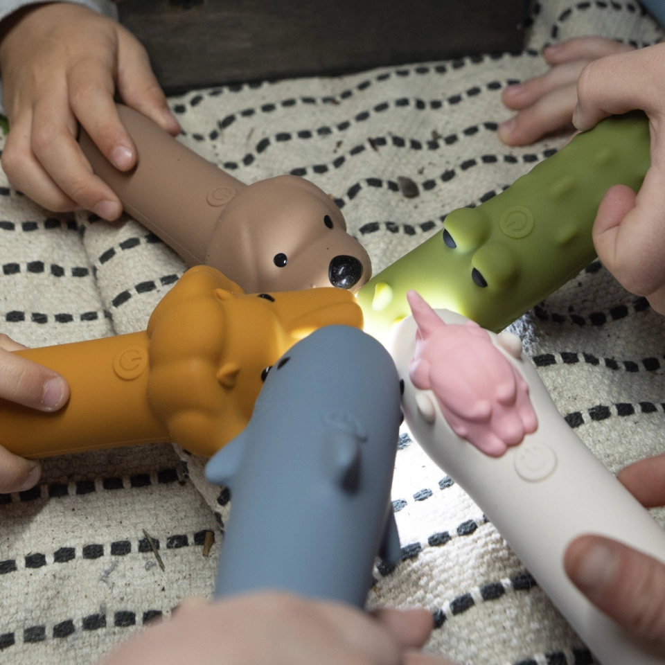 Lommelykt hai - Sharky, Rabbit&Friends - Bilde 3
